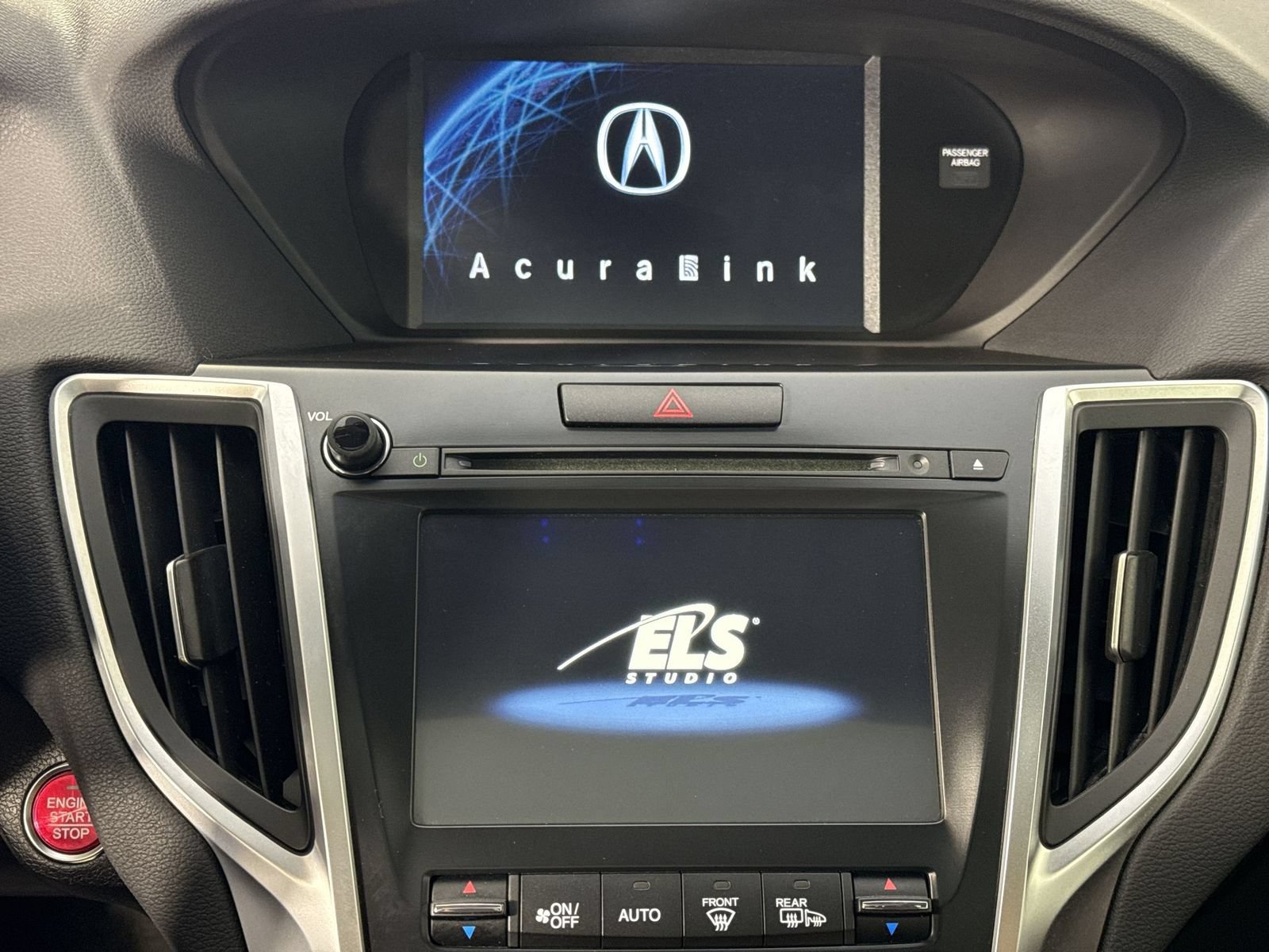 Used 2016 Acura TLX w/ Technology Package FWD image 6
