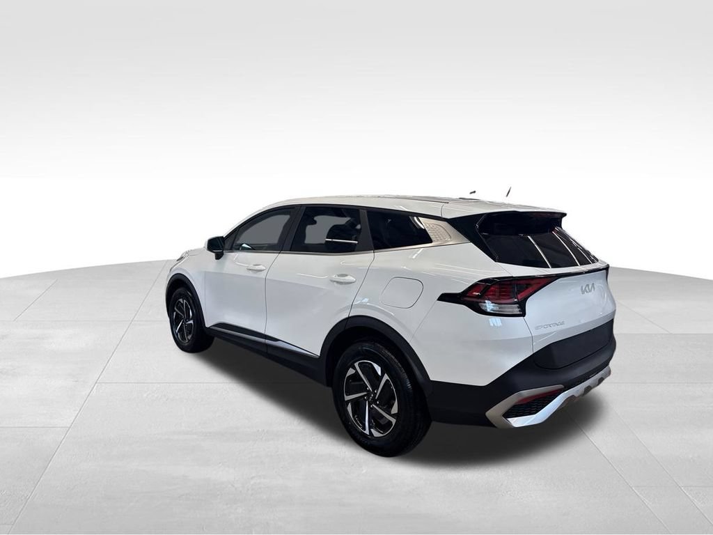Certified 2023 Kia Sportage LX AWD/4WD image 4