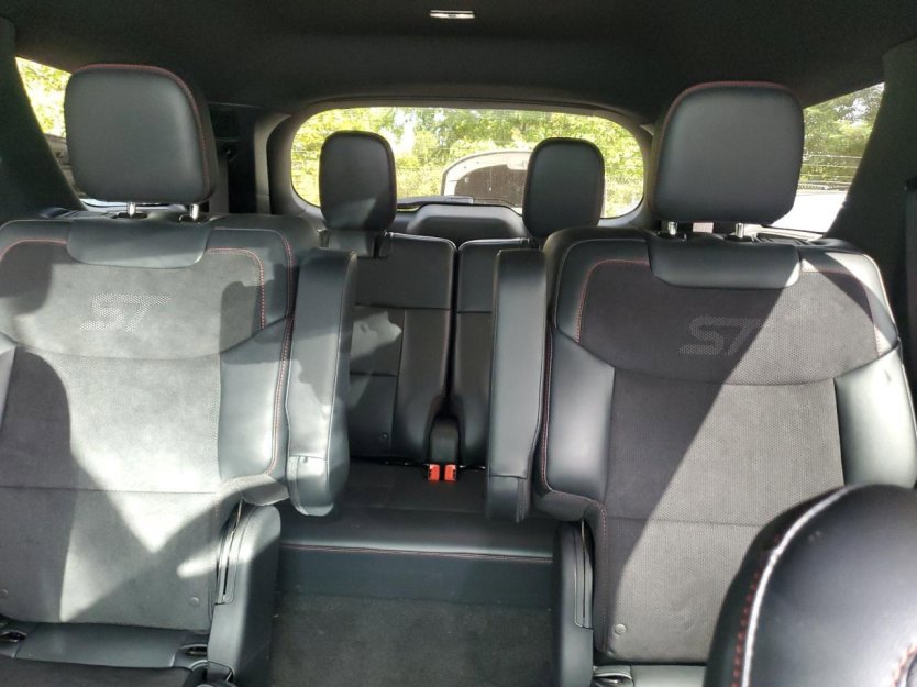 Used 2025 Ford Explorer ST image 6