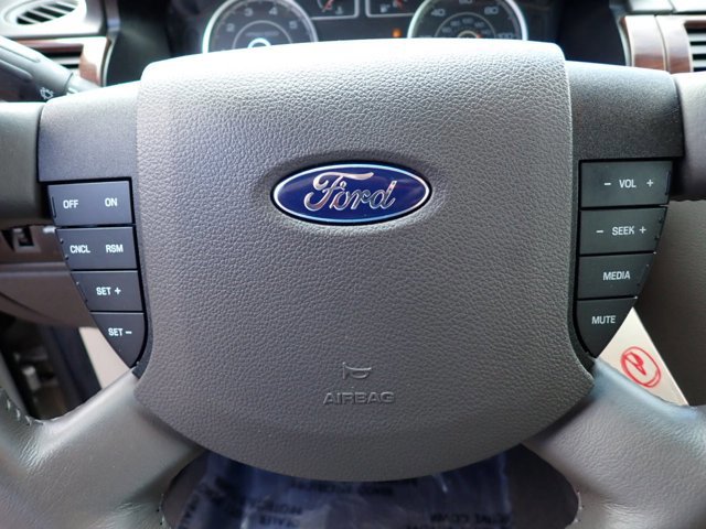 Used 2008 Ford Taurus SEL FWD image 15