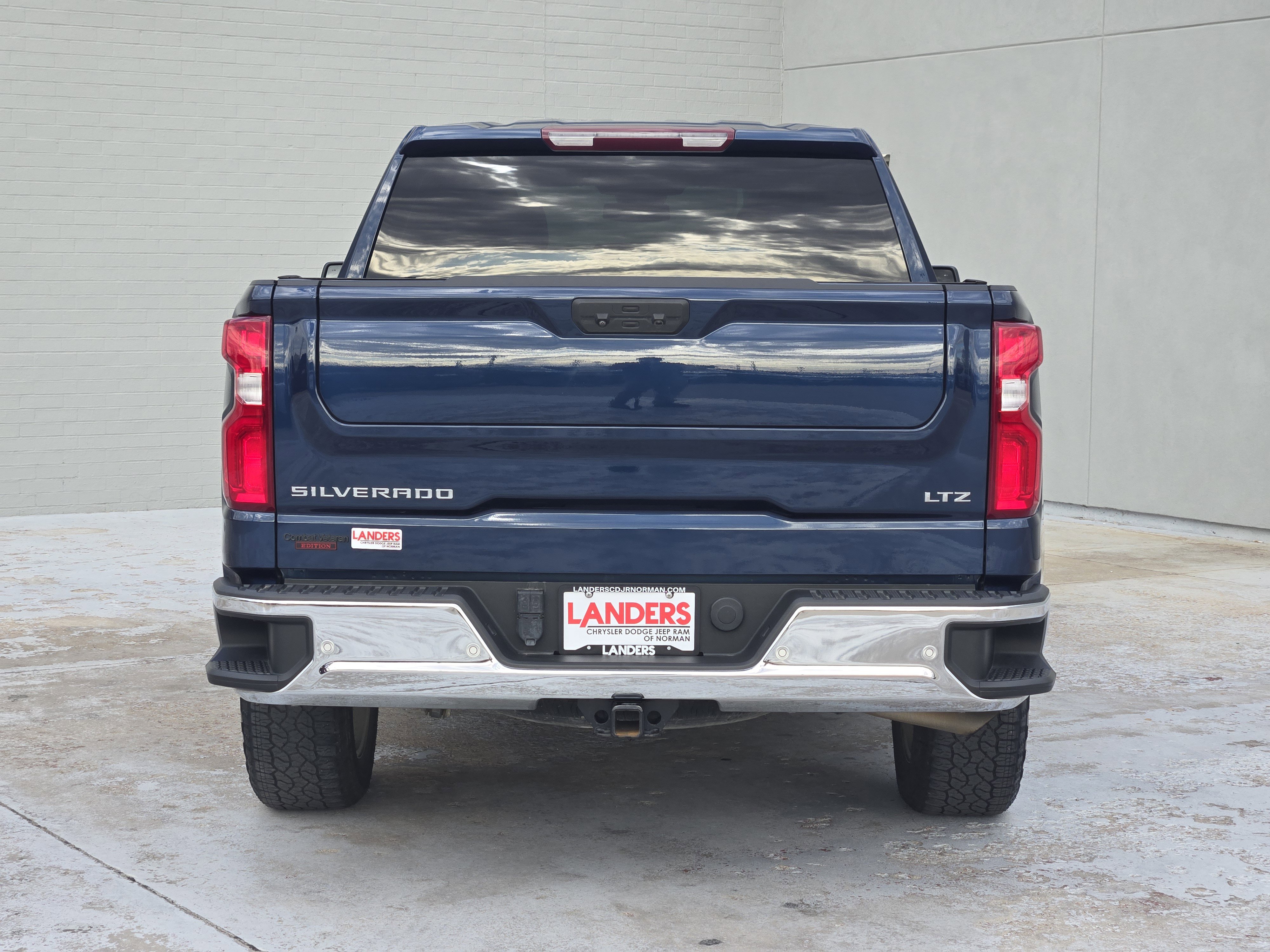 Used 2022 Chevrolet Silverado 1500 LTZ image 7