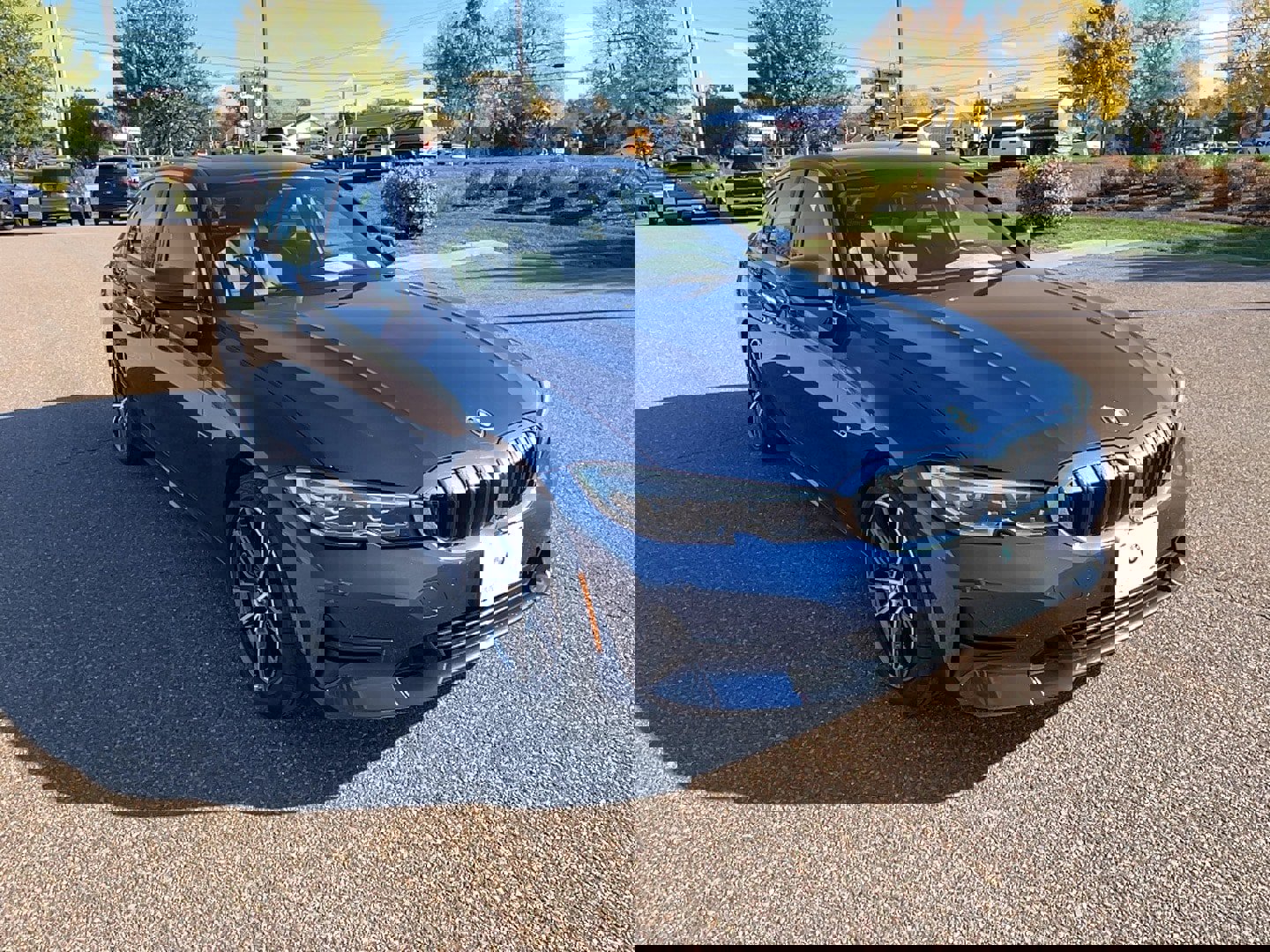 Certified 2022 BMW 330e xDrive w/ Premium Package image 3