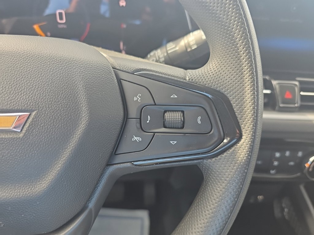 Used 2025 Chevrolet TrailBlazer LT FWD image 20