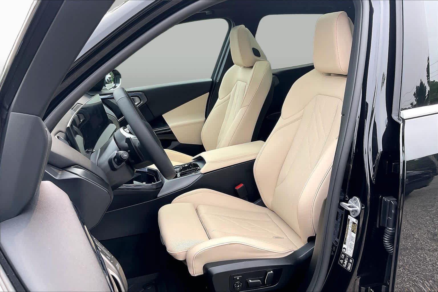 Used 2026 BMW X3 xDrive30i w/ Premium Package AWD/4WD image 7