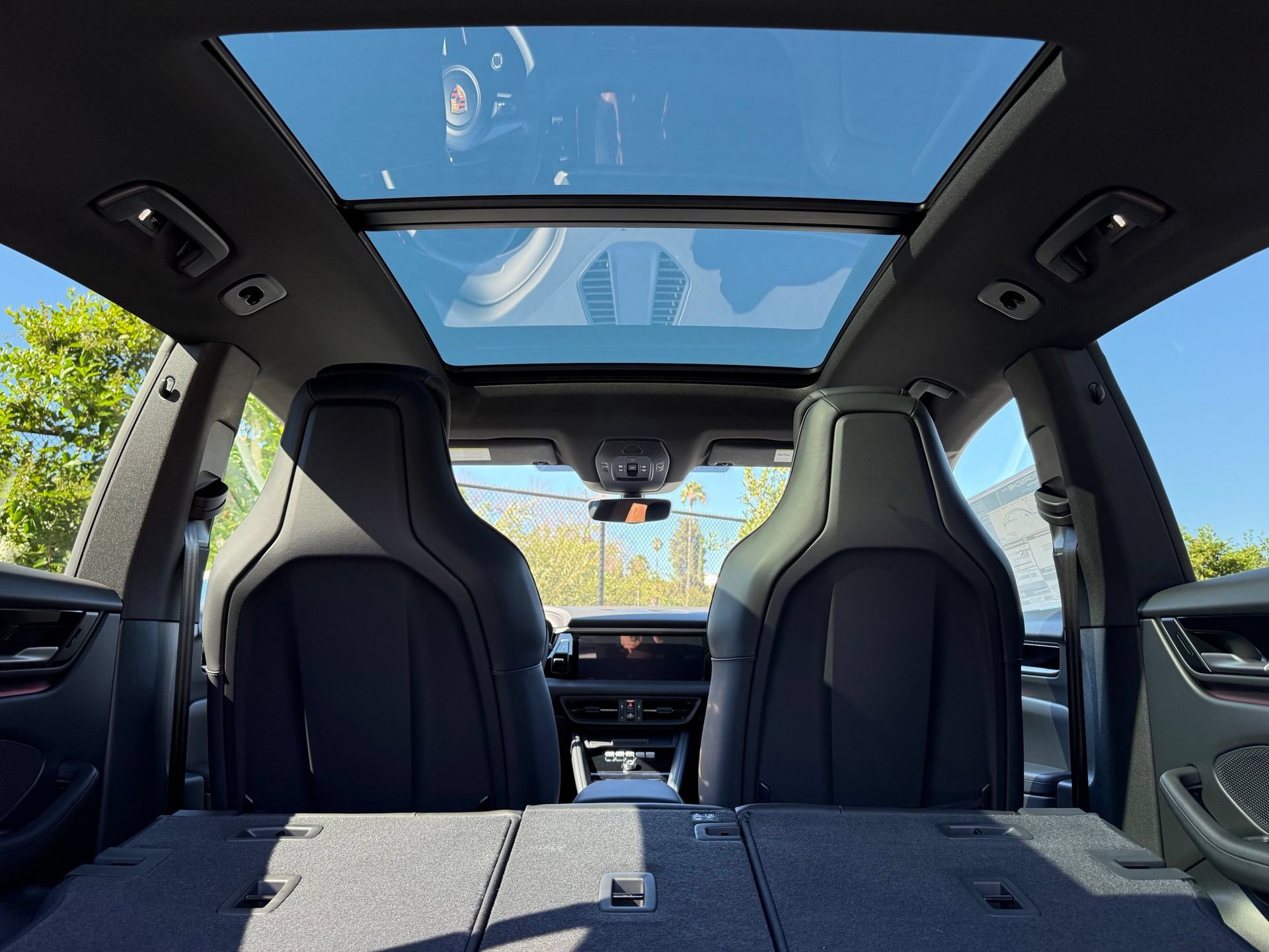 Used 2026 Porsche Macan Electric RWD image 35