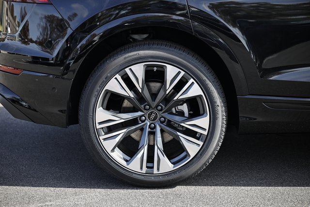 New 2026 Audi Q8 Premium Plus image 8