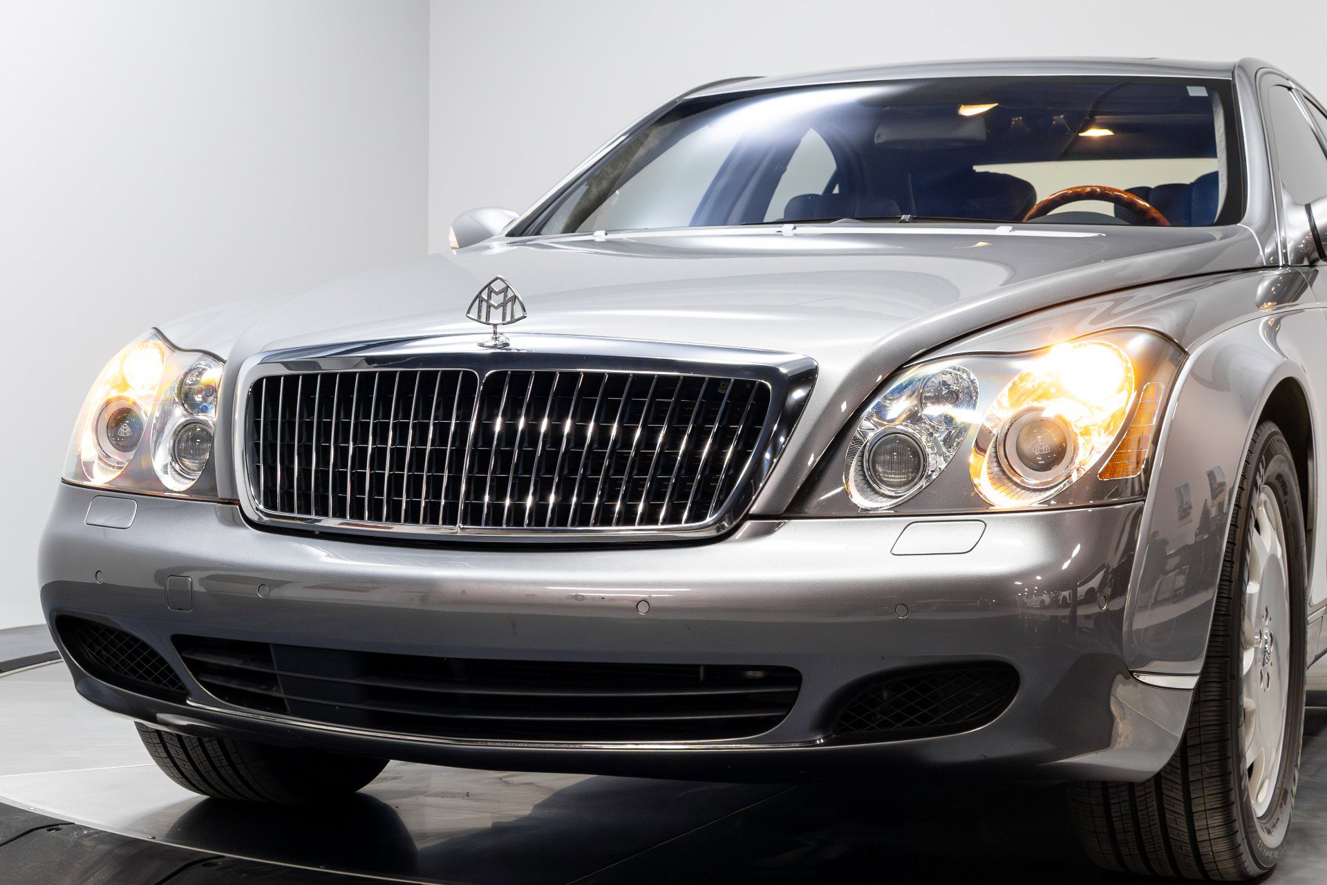 Used 2004 Maybach 57 image 89