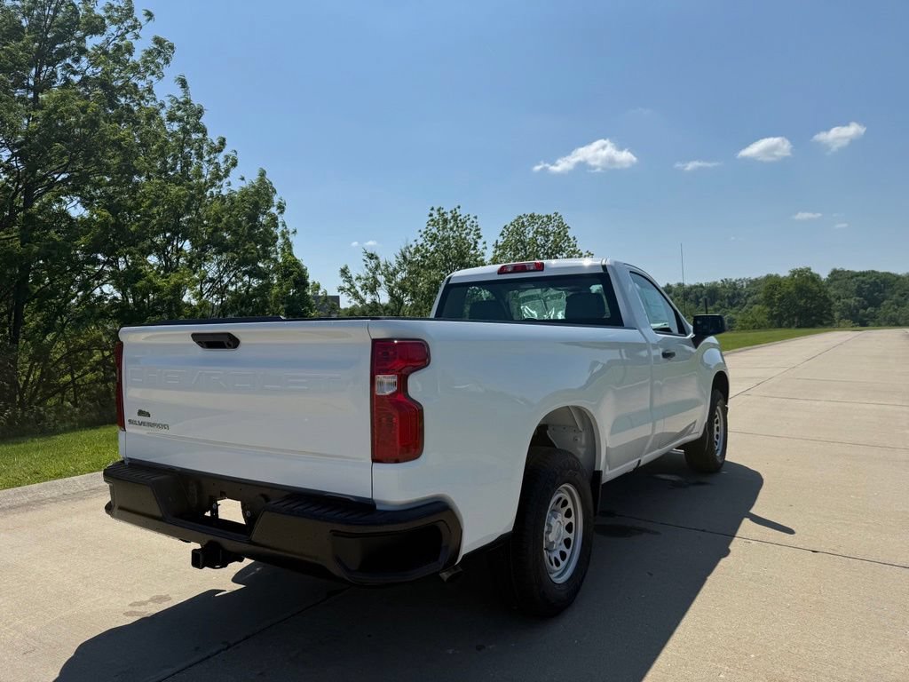 Used 2026 Chevrolet Silverado 1500 W/T w/ Trailering Package RWD image 3