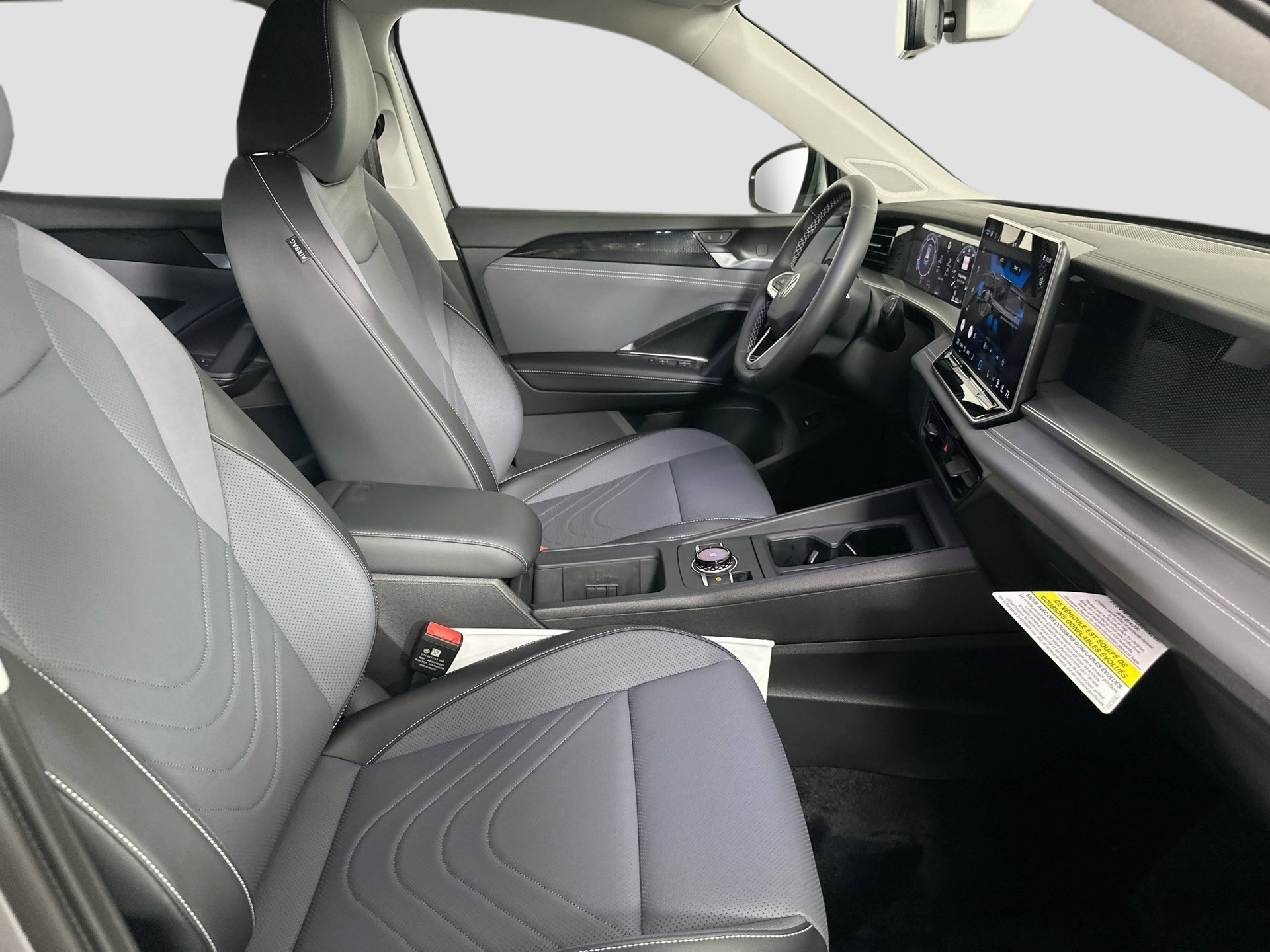 Certified 2026 Volkswagen Tiguan SE AWD/4WD image 25