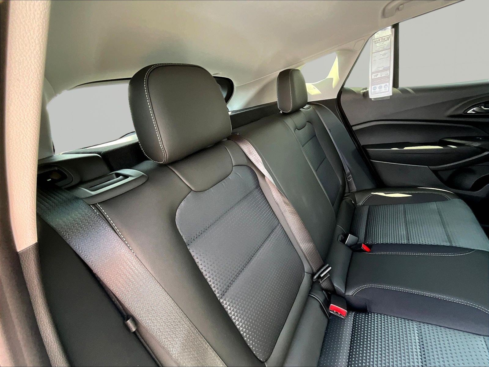New 2026 Chevrolet Trax LT w/ Driver Confidence Package FWD image 20