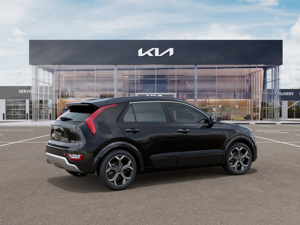 New 2025 Kia Niro SX Touring image 6