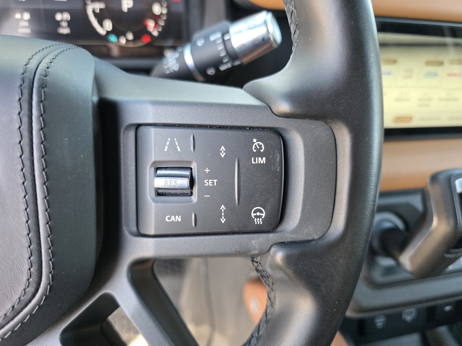 Used 2020 Land Rover Defender 110 X AWD/4WD image 20