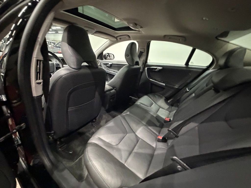 Used 2015 Volvo S60 T5 Premier Plus image 21