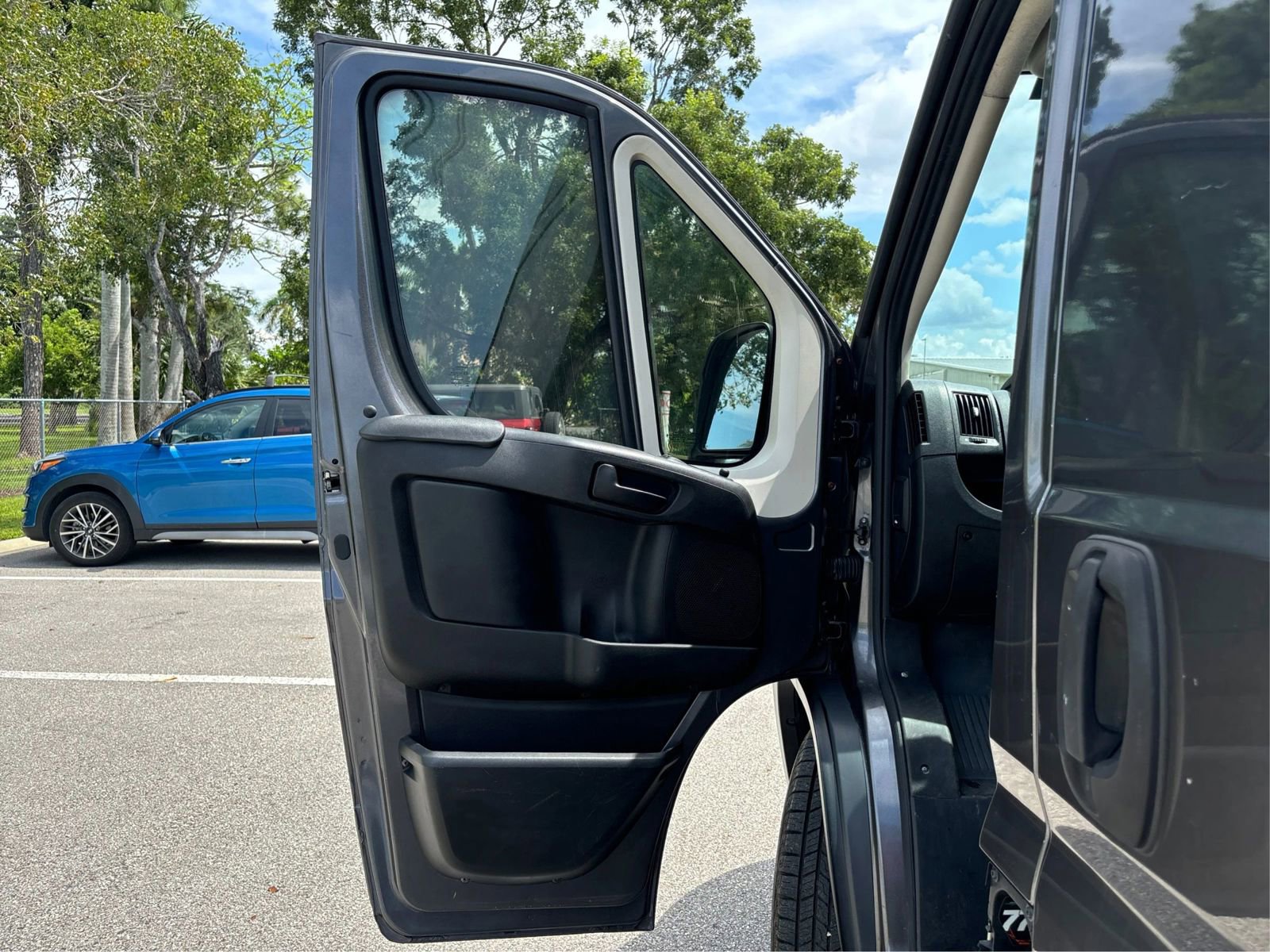 Used 2015 RAM ProMaster 2500 w/ Interior Convenience Group FWD image 19