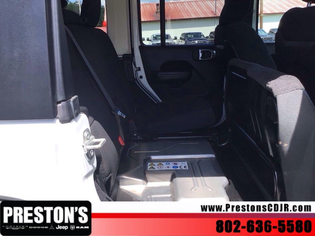 Used 2024 Jeep Wrangler Unlimited Rubicon 4xe AWD/4WD image 33