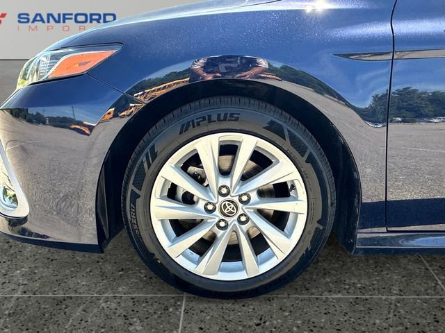 Used 2021 Toyota Camry LE FWD image 14
