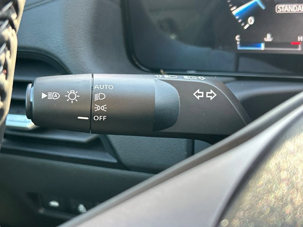 New 2026 Nissan Sentra SV w/ SV Convenience Package FWD image 27