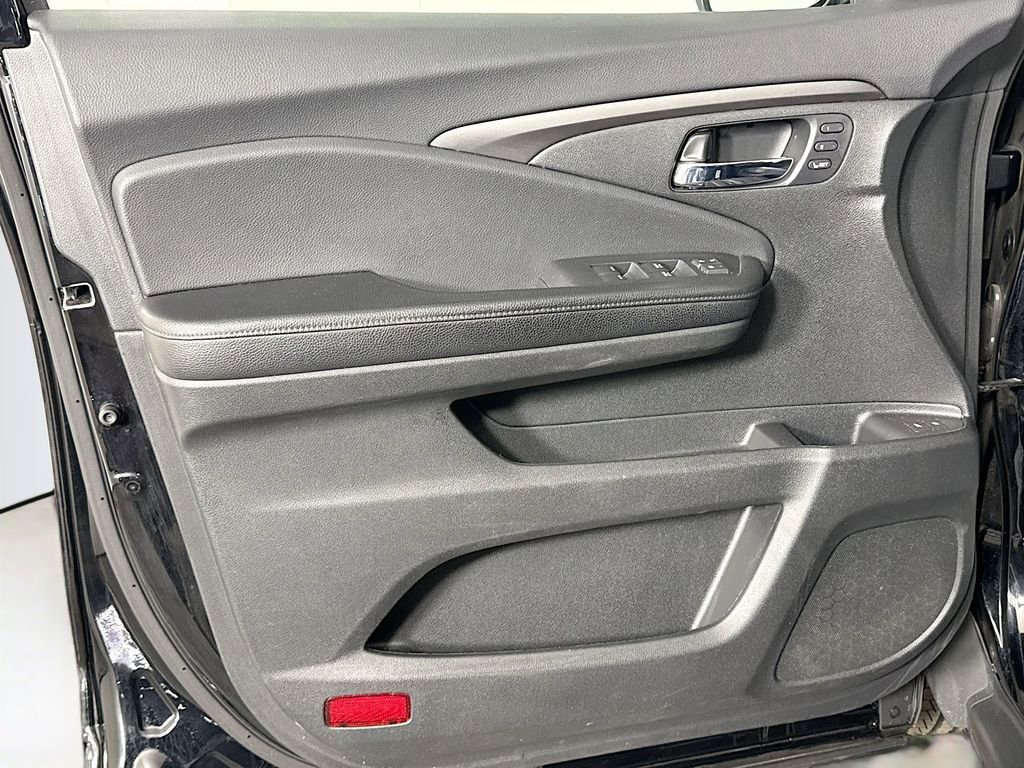 Used 2019 Honda Passport EX-L image 25