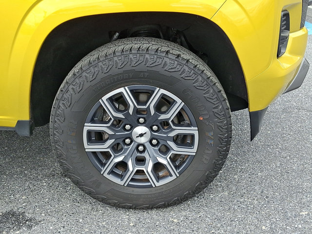 Certified 2023 Chevrolet Colorado Z71 w/ Z71 Convenience Package 2 AWD/4WD image 8