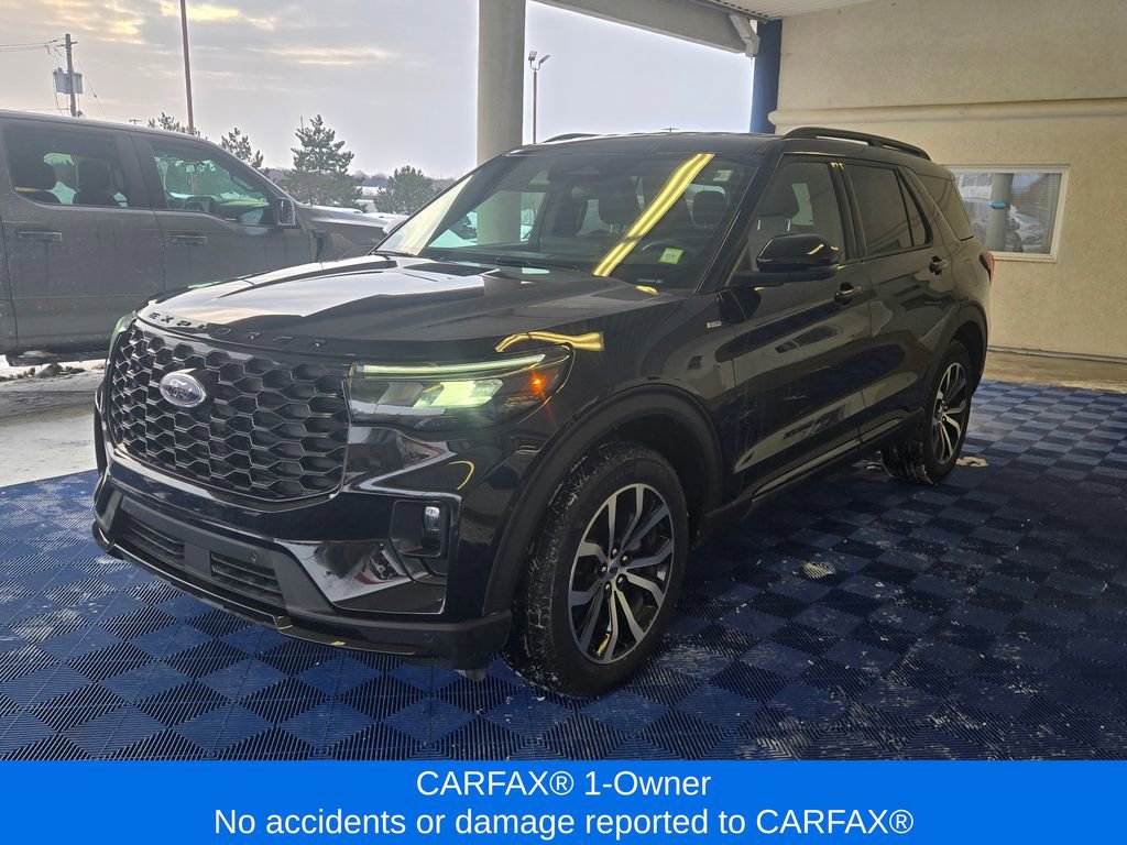 Used 2025 Ford Explorer ST-Line image 4