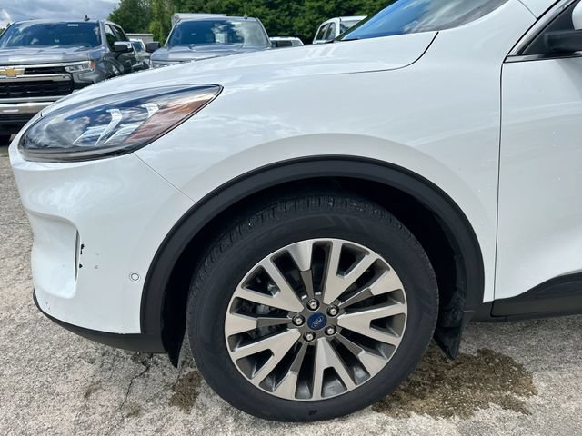 Used 2020 Ford Escape Titanium AWD/4WD image 37