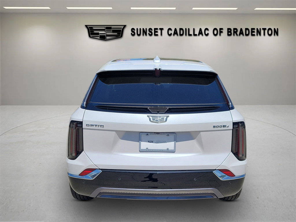 Certified 2025 Cadillac Optiq Luxury 2 w/ LPO, Floor Liner Package image 5