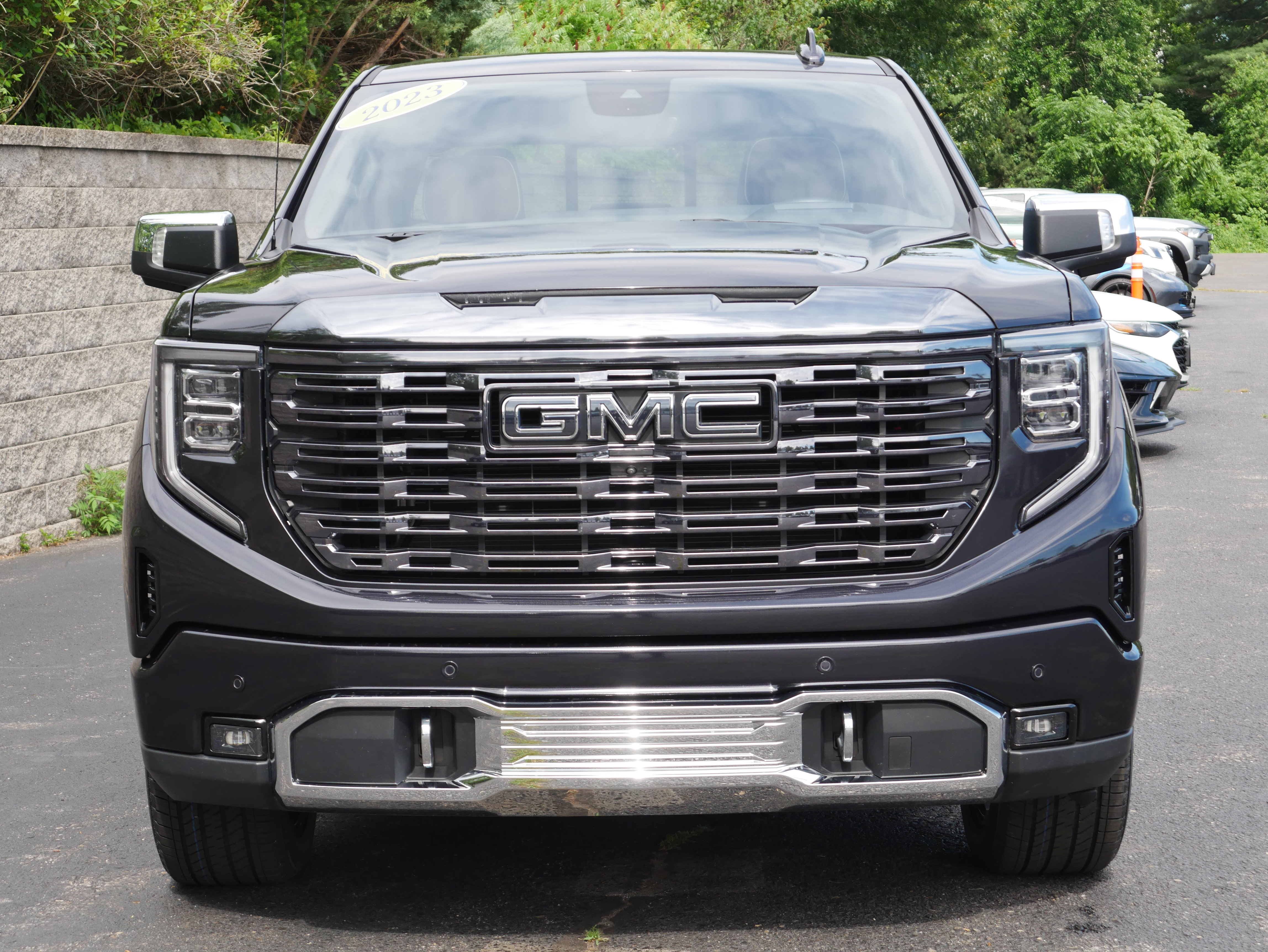Certified 2023 GMC Sierra 1500 Denali Ultimate AWD/4WD image 2