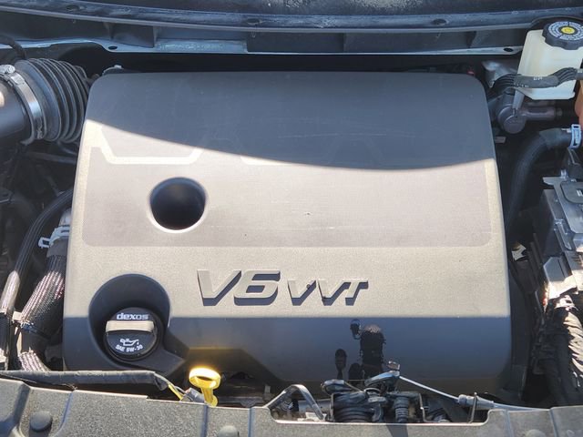 Used 2022 Chevrolet Traverse LS image 31