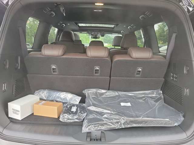 New 2025 Nissan Armada Platinum w/ Convenience Package AWD/4WD image 31