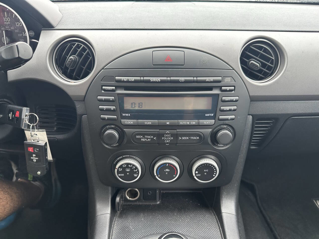 Used 2009 MAZDA MX-5 Miata Sport w/ Convenience Pkg RWD image 12