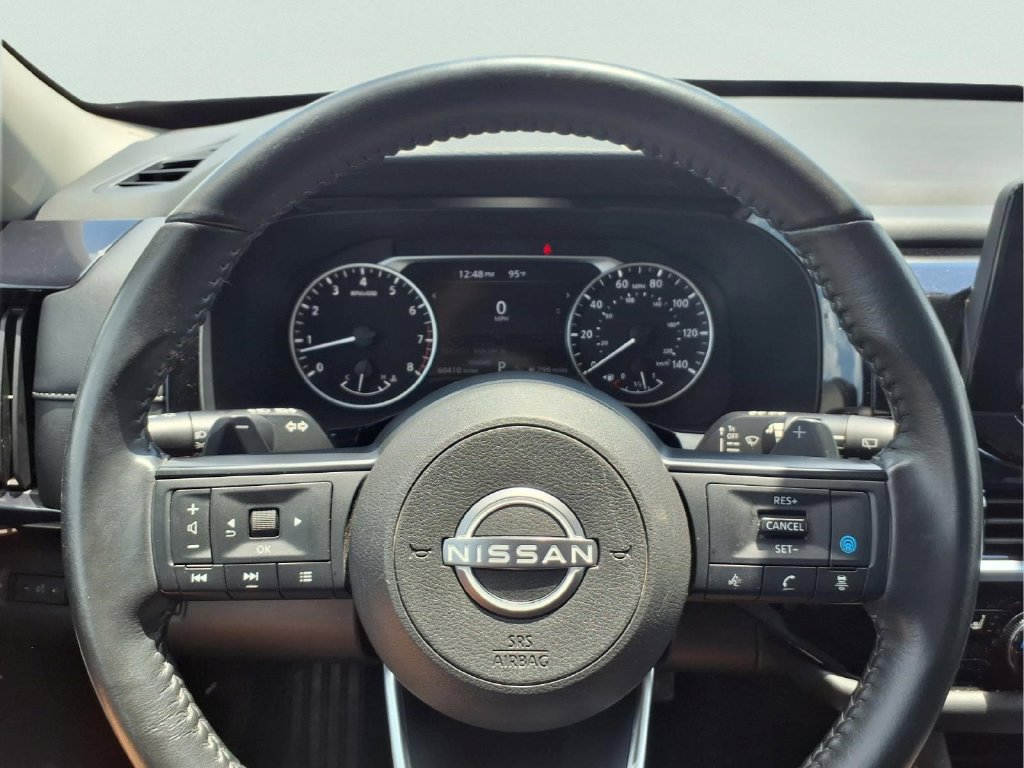 Used 2024 Nissan Pathfinder SV FWD image 15