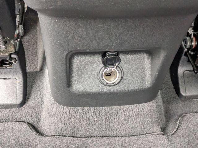 Used 2025 Kia Telluride S AWD/4WD image 32