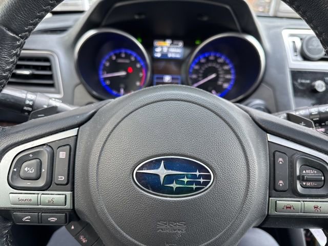 Used 2017 Subaru Outback 3.6R Limited image 5