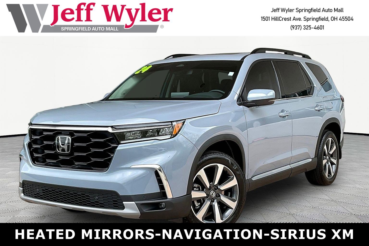 Used 2024 Honda Pilot Touring image 1