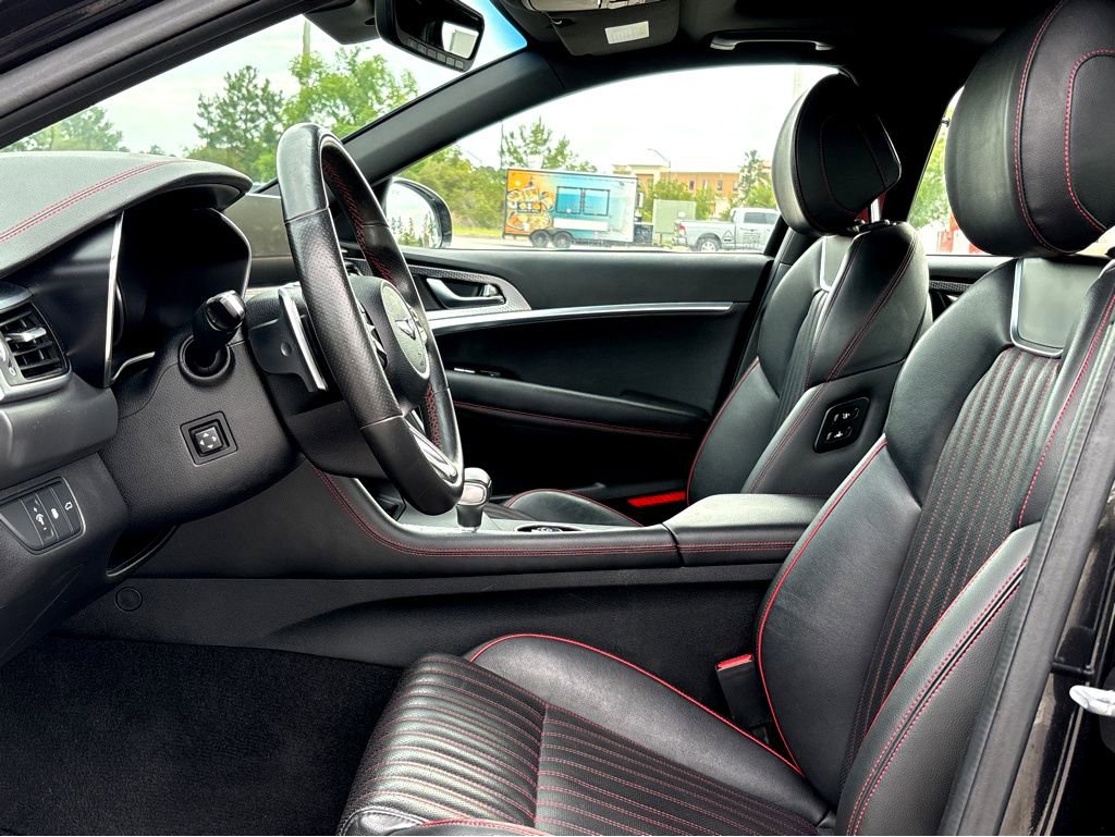 Used 2023 Genesis G70 2.0T w/ Sport Prestige Package RWD image 18