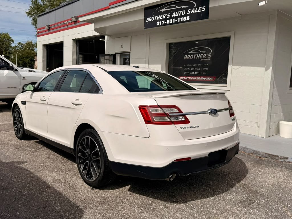 Used 2019 Ford Taurus SHO AWD/4WD image 12