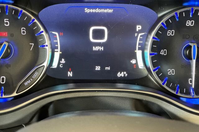 New 2026 Chrysler Pacifica Pinnacle image 25