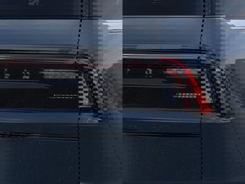 New 2025 Lincoln Navigator Reserve image 21