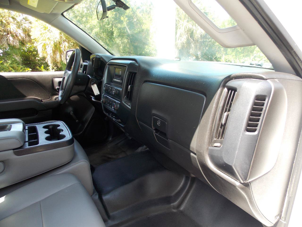Used 2017 Chevrolet Silverado 1500 W/T RWD image 6