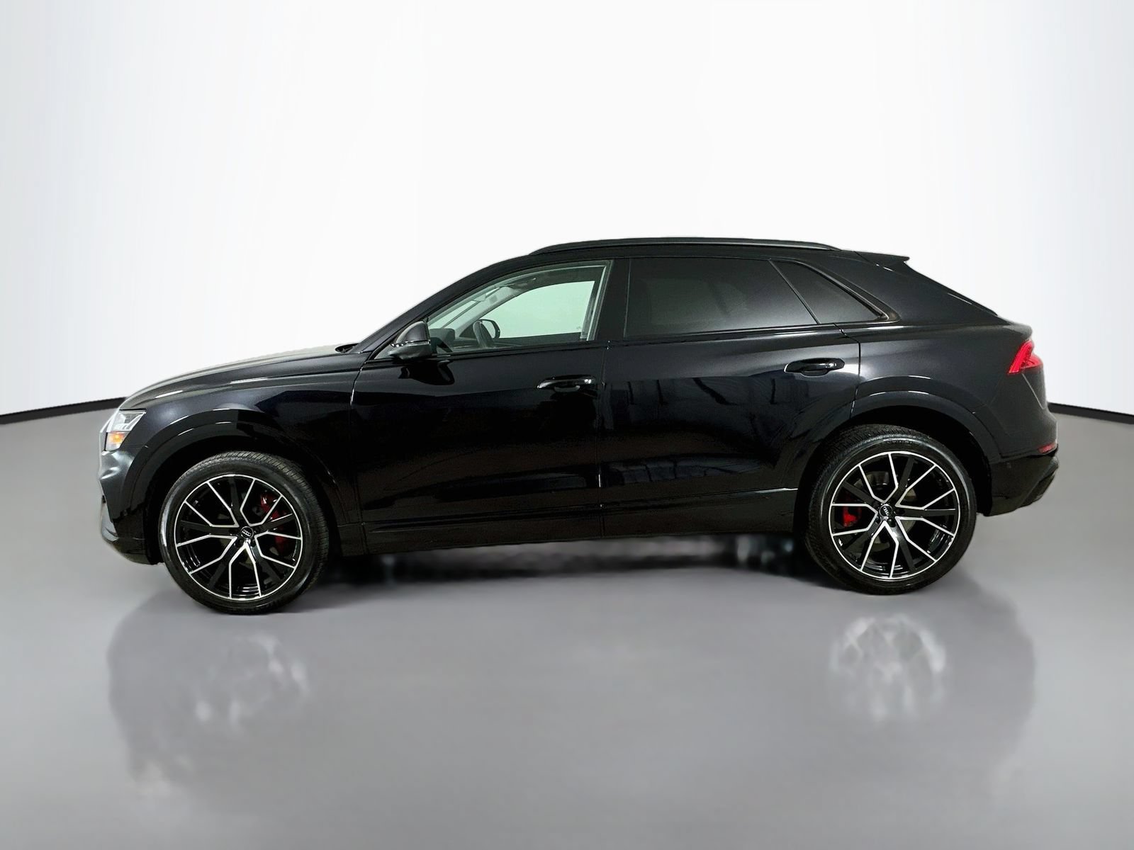 Used 2019 Audi Q8 Premium Plus AWD/4WD image 8