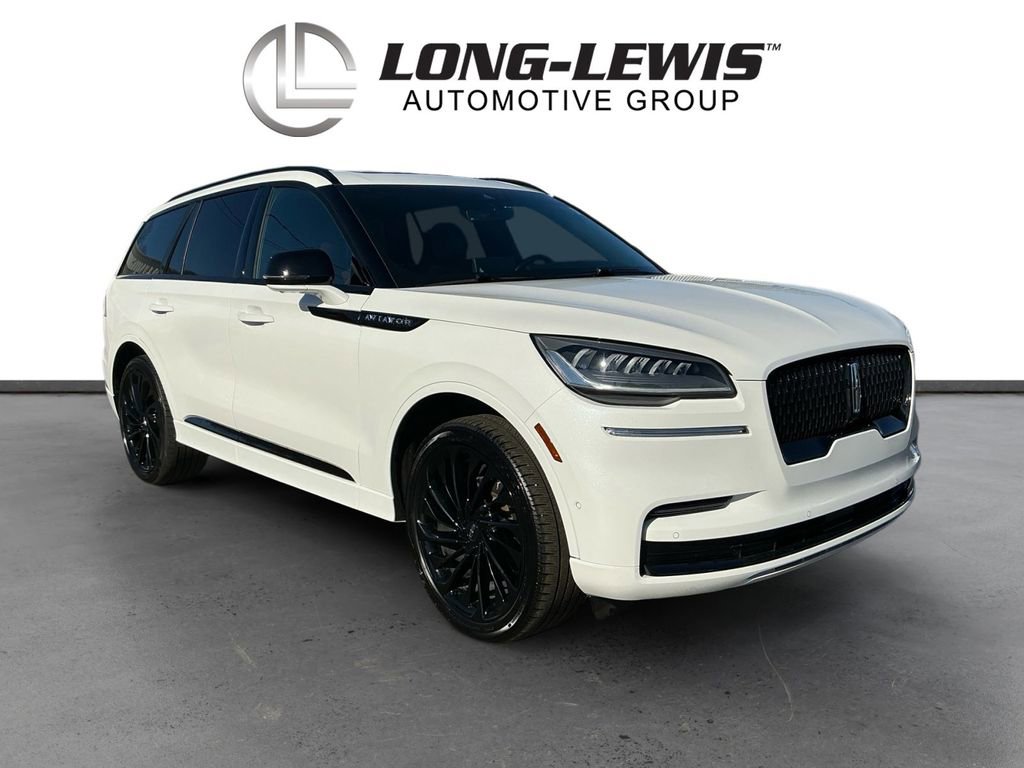 Used 2024 Lincoln Aviator Reserve w/ Equipment Group 201A image 10