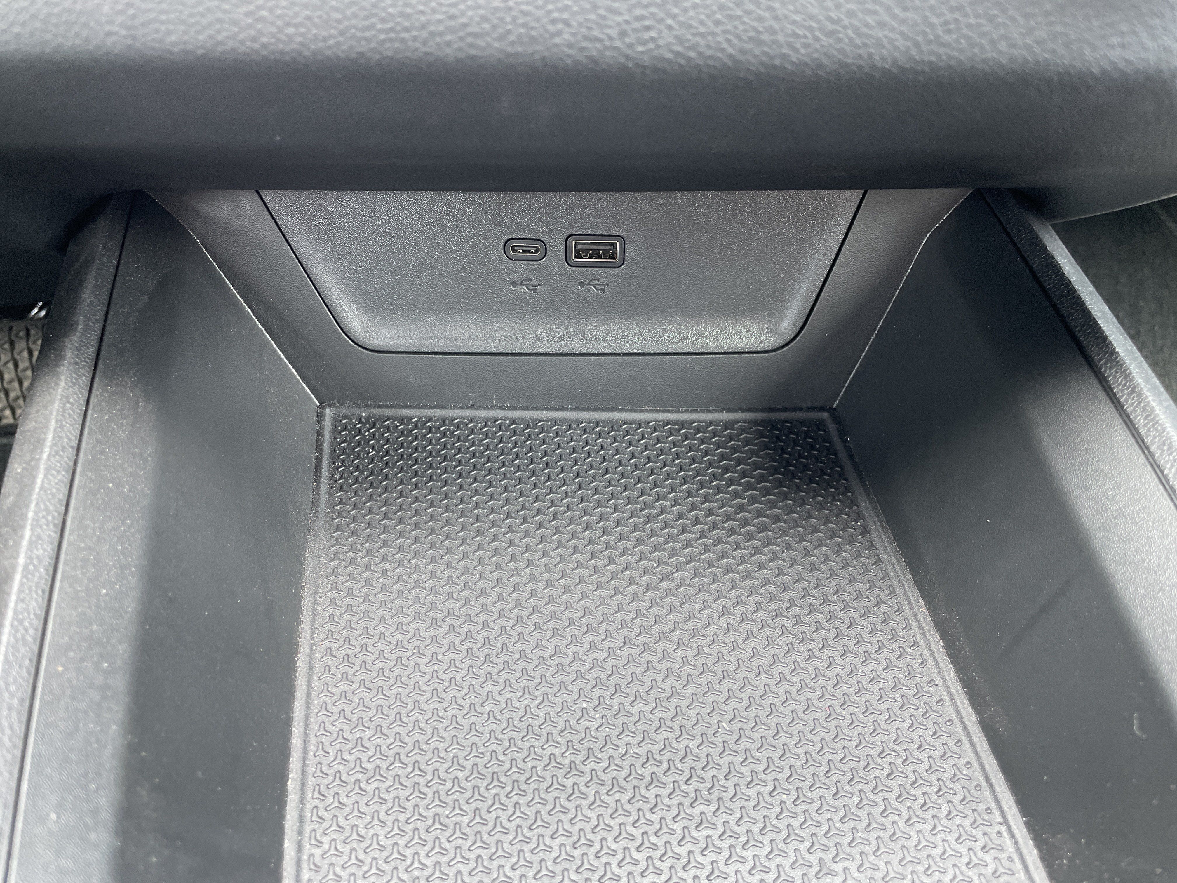 Used 2025 Chevrolet Equinox LT AWD/4WD image 35