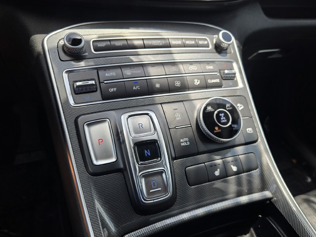 Certified 2023 Hyundai Santa Fe SEL AWD/4WD image 17