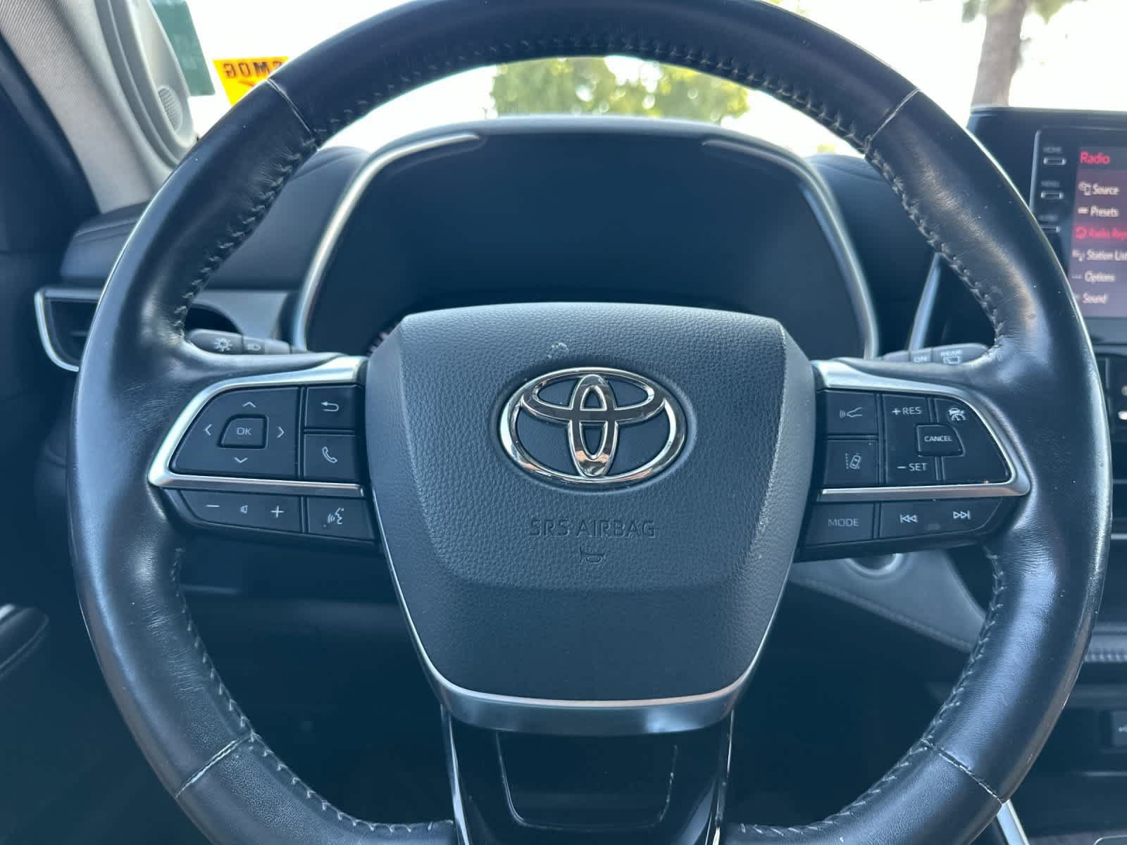 Used 2020 Toyota Highlander Limited AWD/4WD image 26