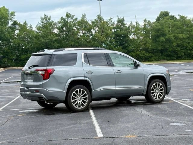 Used 2023 GMC Acadia Denali w/ Denali Ultimate Package FWD image 10