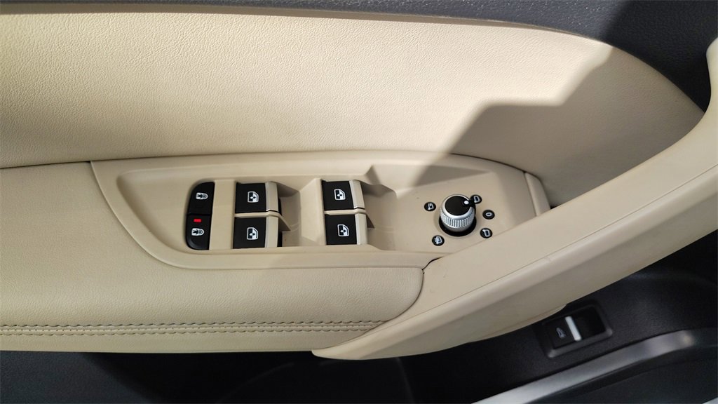 Used 2021 Audi Q5 2.0T Premium Plus image 9