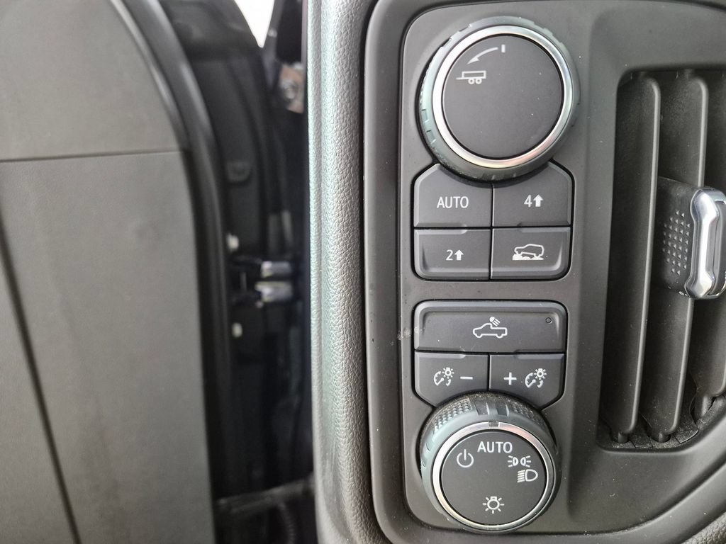 Used 2023 Chevrolet Silverado 1500 Custom w/ LPO, Dark Essentials Package AWD/4WD image 12