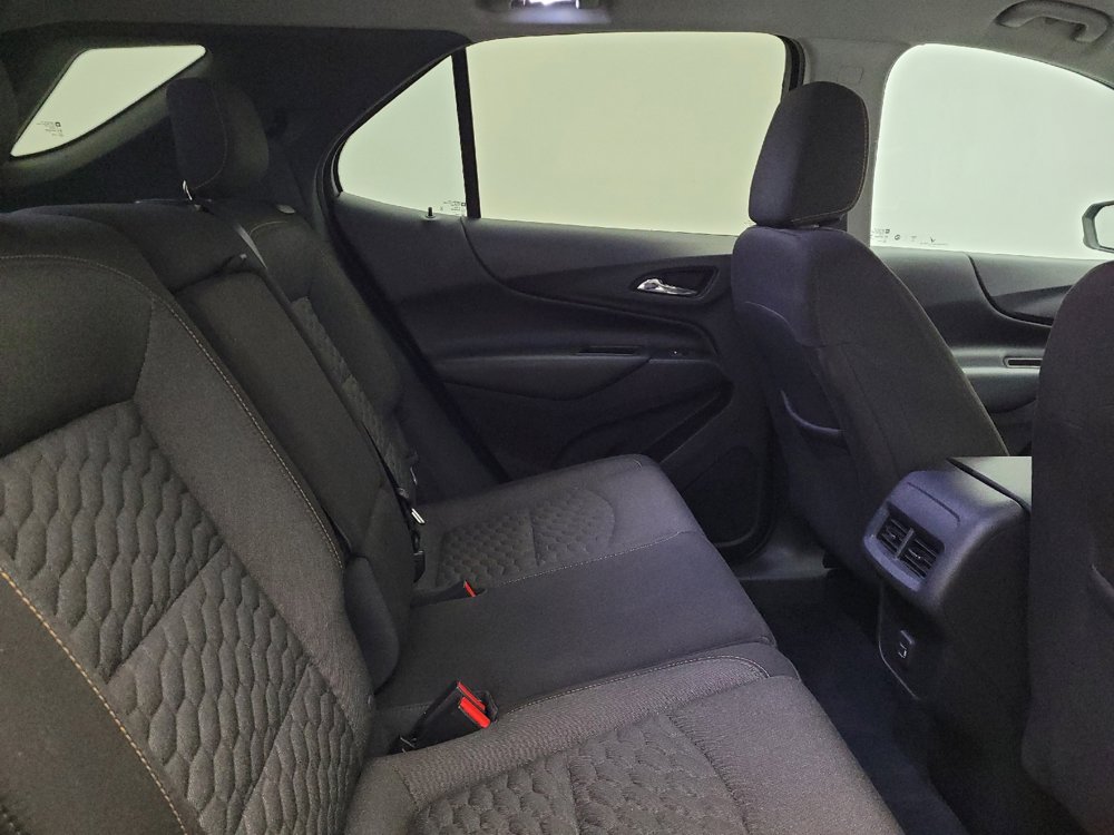 Used 2020 Chevrolet Equinox LT image 19