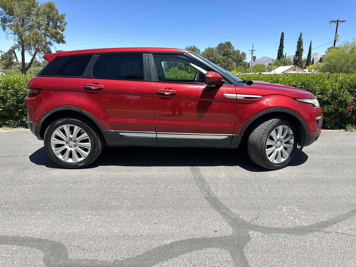 Used 2016 Land Rover Range Rover Evoque HSE image 6
