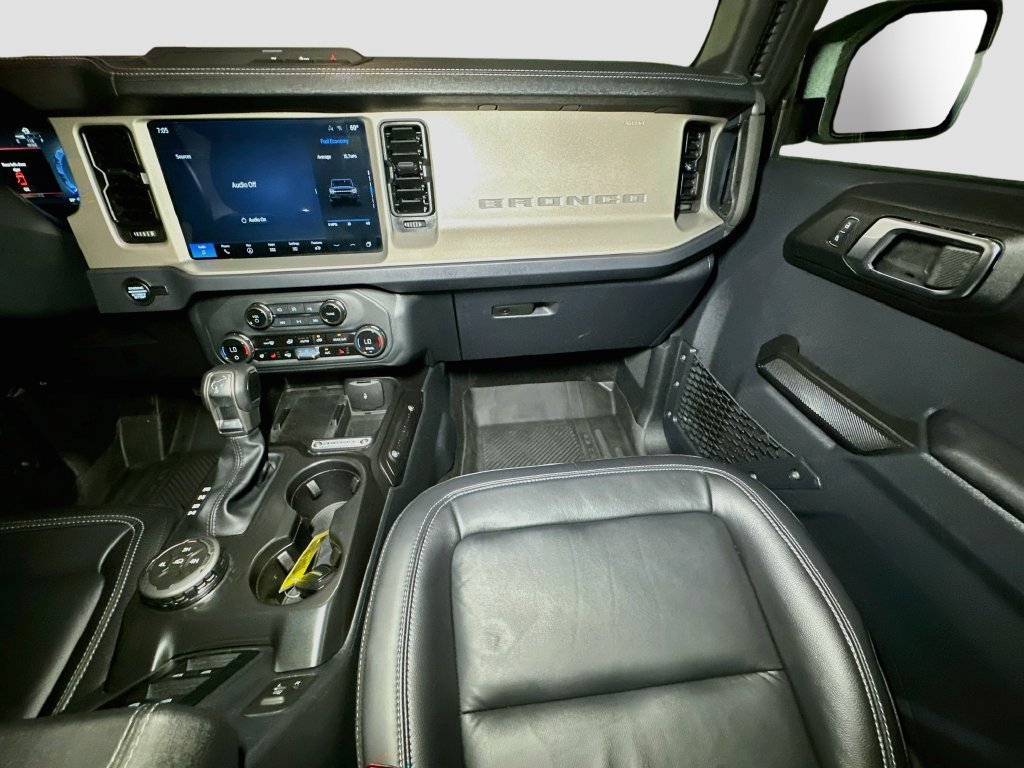 Certified 2025 Ford Bronco Outer Banks AWD/4WD image 30